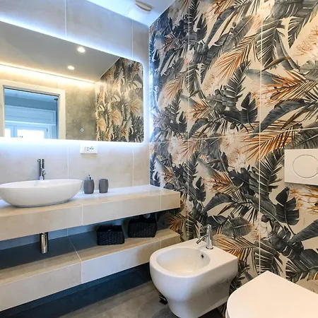 Bianca Elegance ラ・スペツィア