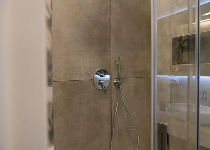 Bianca Elegance La Spezia